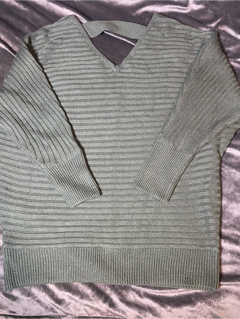 New York & Company Women's V-Neck Ribbed Sweater in Light Gray